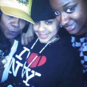 Meet your Posher, Ashley